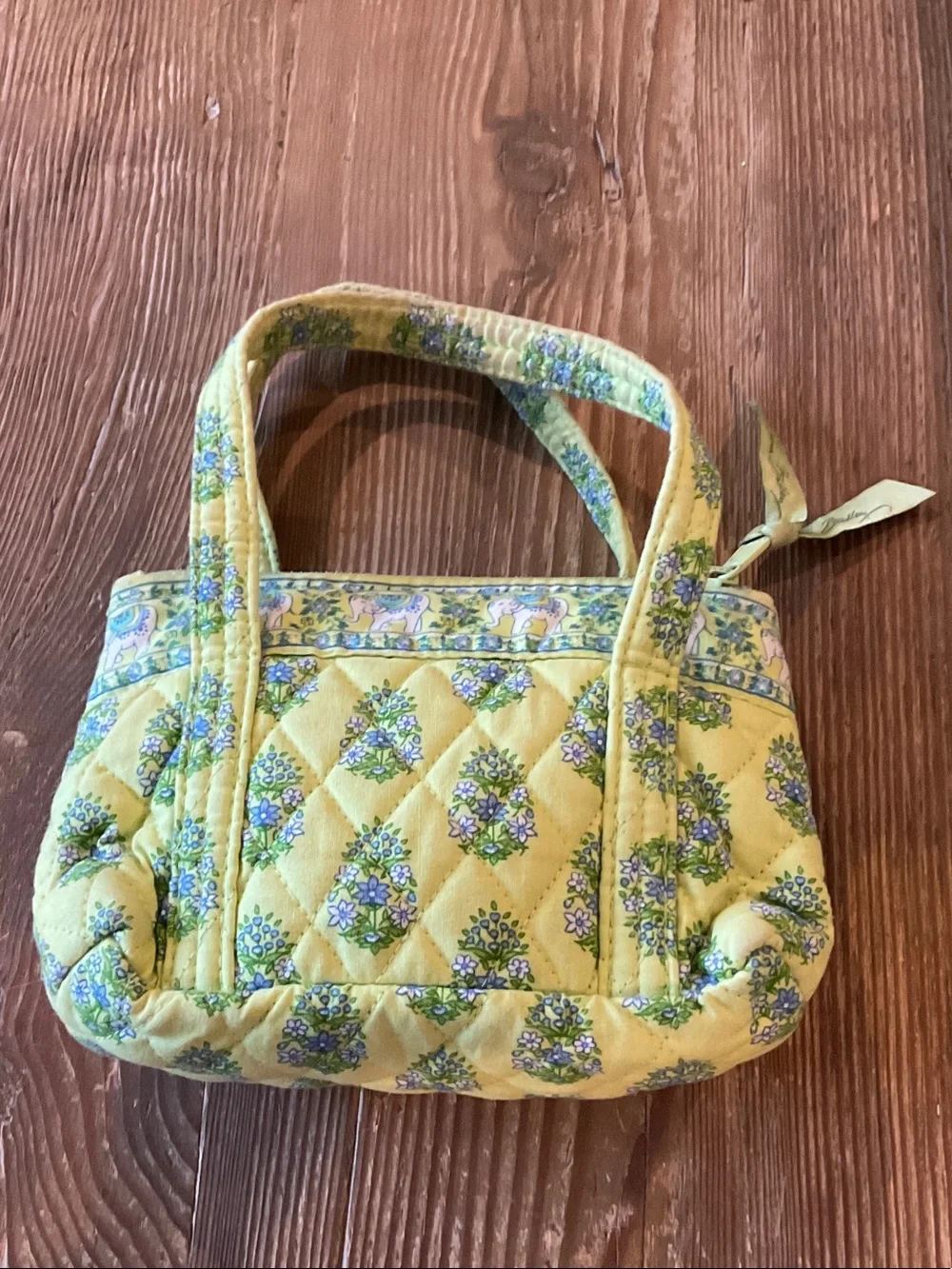 Vera Bradley retired yellow Citrus Elephant mini purse hand bag 5x7.5”
